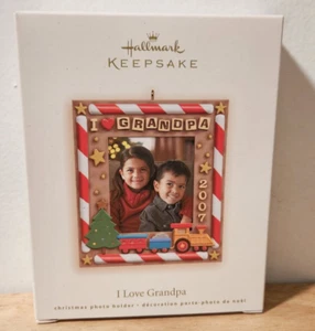 2007 Hallmark Christmas Magnet "I Love Grandpa" Photo Holder   New - Picture 1 of 1
