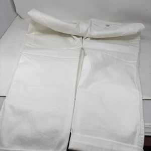 White House Black Market Women's Slim Crop Cargo Pants White Size 8 - Picture 1 of 5