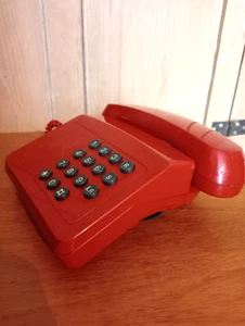RETRO RED B.T TELEPHONE CORDED PHONE BT WORKING - Picture 1 of 11