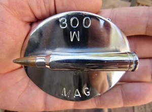 Vintage 300 Winchester Magnum Gürtelschnalle 3D Scharfschütze Gewehr Kugel AMMO Silber SELTEN VG - Bild 1 von 4
