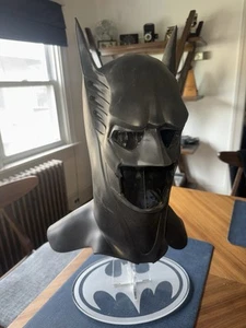 Vintage DC Batman & Robin 1997 Cowl Mask George Clooney Cosplay w/ Stand - Picture 1 of 9