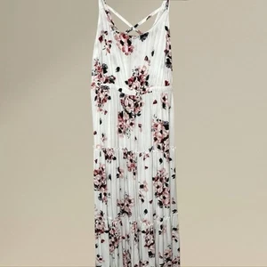 Torrid Größe 00 Medium/Large weiß Blumen Stufen Maxikleid luftig Babydoll luftig - Bild 1 von 14