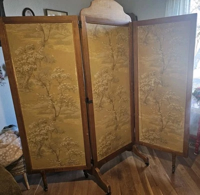 Antiguo panel impreso de madera divisor de habitación tocador motivo bosque. Foto 1 de 4