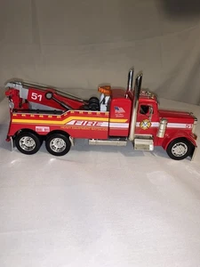 Jada Toys Peterbilt 379 Fire Tow Truck 1:32 scale diecast "Hot Rigz"  - Picture 1 of 21