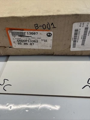 Condensador de aire acondicionado para Ford Mustang Platinum Pro 2005-2009 CNDDPI3362 Foto 1 de 4