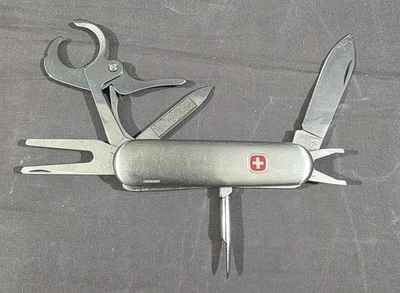 Navaja suiza cortadora de cigarros Wenger 19th Hole acero inoxidable *retirada* Foto 1 de 4