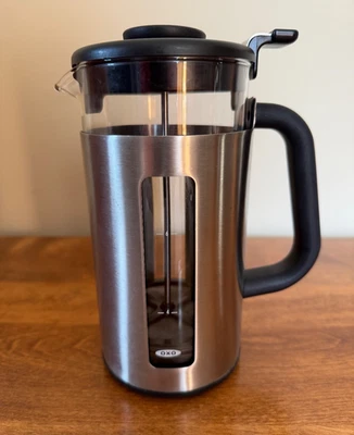 Prensa francesa OXO 8 tazas con elevador de tierra Foto 1 de 4