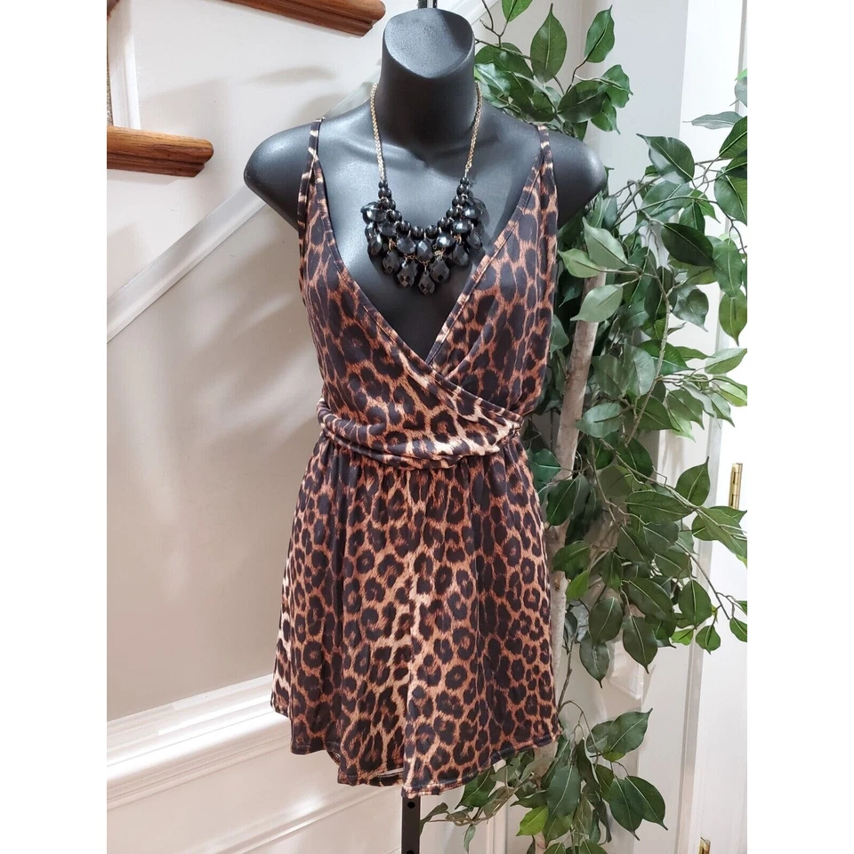 Mameluco informal sin mangas de poliéster multicolor Boohoo para mujer talla 12 Foto 1 de 4