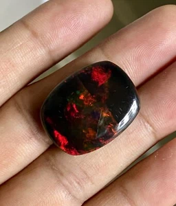 Best price! 21.68cts Black Opal, Natural Ethiopia Origin, Cushion shape smoked - Foto 1 di 6