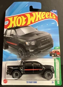 Rastrillo inverso Hot Wheels 96/250 '23 RAM 1500 2/5 HW 2025 ~ envío en caja gratis ~ negro - Imagen 1 de 9
