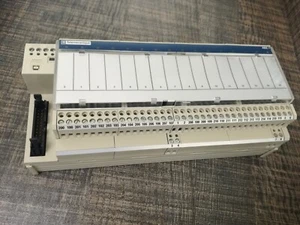 TELEMECANIQUE PLC MODULE 16POINTS PLUG-IN ABE7R16T210 ABE7-R16T210 NEW OPEN BOX - Picture 1 of 8