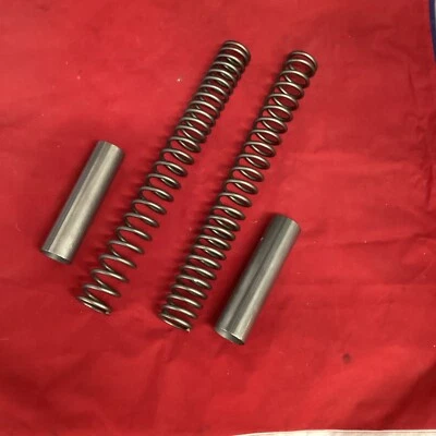 Muelles Harley-Davidson 2023 FLHX StreetGuide Ultra Limited OEM 49 mm, usados Foto 1 de 3