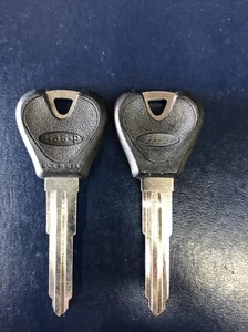 H65P llaves en blanco sin cortar para Ford Probe1993-98. Paquete de 2 espacios en blanco - Imagen 1 de 1