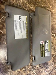 05-15 Toyota Tacoma Crew Cab Pair of OEM Sun Visors - Picture 1 of 4