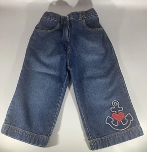 EUC GYMBOREE BON VOYAGE CAPRIS WITH EMBROIDERED ANCHOR & APPLIQUÉ HEART SIZE 5T - Picture 1 of 4
