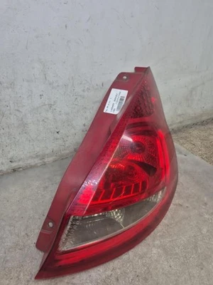 Feu arriere principal droit (feux) FORD FIESTA 6 PHASE 1 1709552 - Photo 1/4