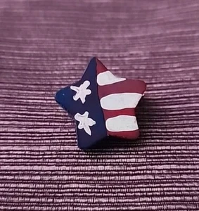 Star Shaped American Flag Pin Badge - Picture 1 of 6