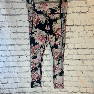 Leggings de entrenamiento para mujer Athleta negros florales 7/8 talla pequeña - Imagen 1 de 9