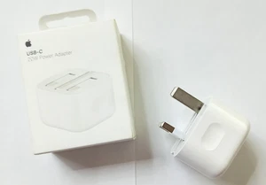 Original Apple MHJF3B/A 20W Schnell Ladegerät A2344 Stecker für iPhone 14 Pro Max Plus - Bild 1 von 4