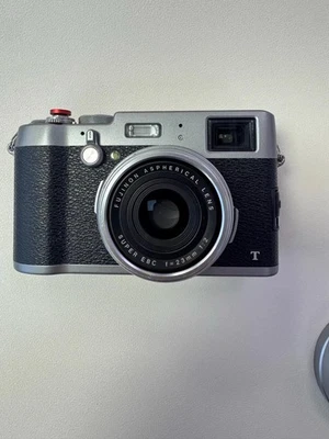 Fujifilm X100T 16.3MP Compact Digital Camera Silver 23mm f/2 Fixed Lens FX-X100T - Image 1 of 4