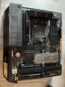 ASUS ProArt X570-CREATOR WIFI AMD X570 Chipset DDR4 Workstation Motherboard - Picture 1 of 8
