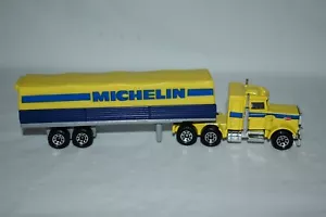 Matchbox Convoy 1:80 Michelin Peterbilt Semi Tractor & W/Trailer - Picture 1 of 3