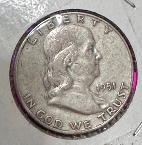 1951 D US Benjamin Franklin LIBERTY BELL Vintage Silver Half Dollar Coin - Picture 1 of 2