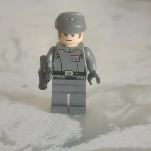 LEGO STAR WARS Imperial Officer Minifigure 75055 Captain Commandant Commander - Picture 1 of 5