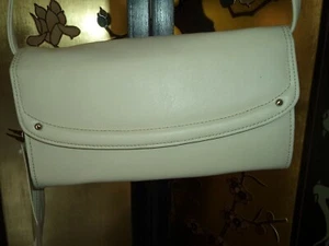 Bolso de hombro para dama Buxton Everything  - Imagen 1 de 8