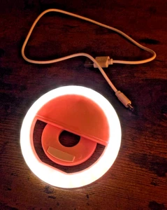 Clip on Selfie Ringlicht - verstellbare Beleuchtung für Telefonbilder - aufladbar - Bild 1 von 11