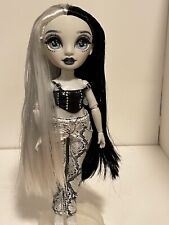Rainbow High Shadow Series Heather Grayson Articulated Fashion Doll Pigtail