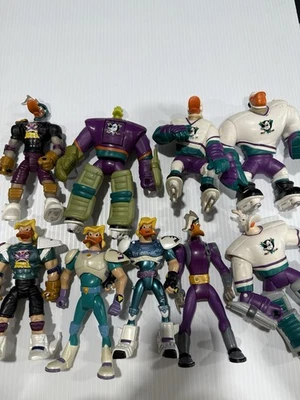 Vintage 90s Mattel Disney Mighty Ducks Animated Figure Lot Of 9 Action Figures - Image 1 of 4