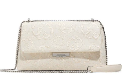 Ted Baker - Gin Marie - Bordado - Bandolera Convertible - Blanco - Nuevo con etiquetas - $195 Foto 1 de 4
