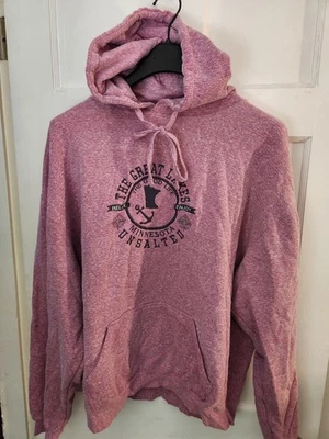 District Perfect Tri Fleece Pullover Sudadera con Capucha en Color Rojo Escarcha con un "El... Foto 1 de 3