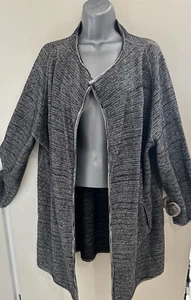 Phase Eight schwarz gestreifte lange Strickjacke Wollmischung Größe Medium  - Bild 1 von 14