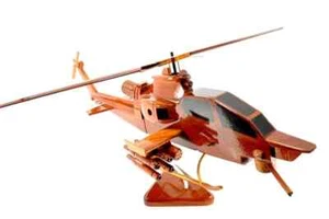 AH-1 Cobra Helicopter - Picture 1 of 4