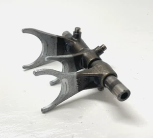 1994 Honda TRX300 FOURTRAX 300 Gearshift Forks w/ Shaft 24211-HA0-010 - Picture 1 of 4