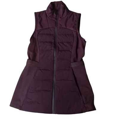 Chaleco Lululemon Down For It All Borgoña Puffer Cremallera Frontal Mujer Talla 2 Exterior Foto 1 de 4