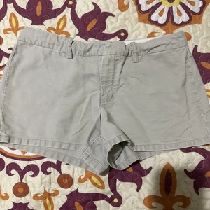 Pantalones cortos chinos American Eagle beige talla 6 - Imagen 1 de 7