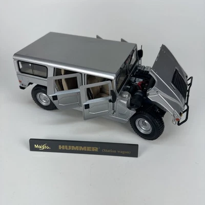 Maisto 1:18 Silver HUMMER 4-door Station Wagon SUV - No Box - Image 1 of 4