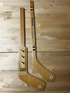 Pittsburgh Penguins Vintage 1990’s NHL Mini Hockey Stick/Goalie Stick Man Cave - Picture 1 of 16