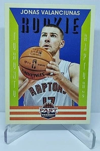 2012-13 Panini Past & Present Rookie Jonas Valanciunas Toronto Raptors #205 - Bild 1 von 2