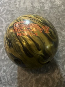 Brunswick Power Groove Reactive Bowling Ball Yellow Black 11-12 Lb, Thumb Moved - Picture 1 of 6