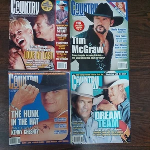 A Lot Of Vintage Country Weekly Magazines All 2001 - Picture 1 of 2