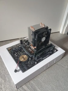 Asus H97M-E + Intel Core i5 4690 + 2x8GB DDR3 + Corsair VS450 - Bild 1 von 4