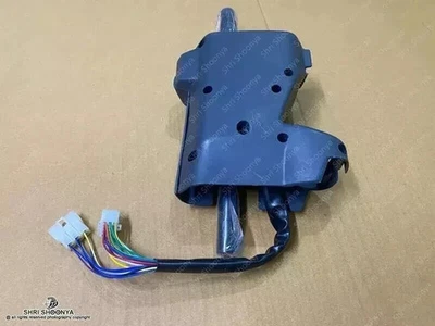 SE ADAPTA A CUBIERTA DE COLUMNA DE DIRECCIÓN SUZUKI SAMURAI SJ413 + INTERRUPTOR DE COMBINACIÓN (PARA RHD) Foto 1 de 4