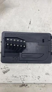 VW POLO 01-03 PUERTA DE FUSIBLES ORIGINAL COD:6Q0937550G - Imagen 1 de 1