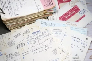 1980's Vintage Rx Prescriptions/ Vintage Paper Ephemera/ Medical Ephemera/ Medic - Picture 1 of 9