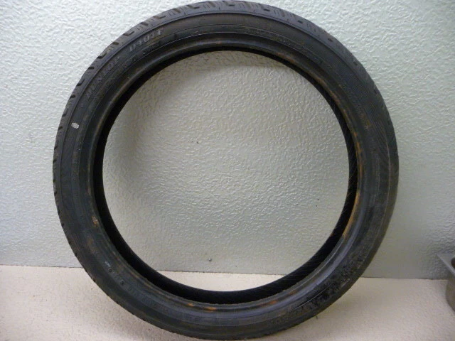 Harley Davidson HD XLS 1000 1982 Roadster Harley Davidson Dunlop neumático delantero Foto 1 de 1