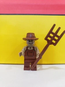 LEGO BAM figure scarecrow Halloween 2022 minifigure pitchfork - Picture 1 of 4